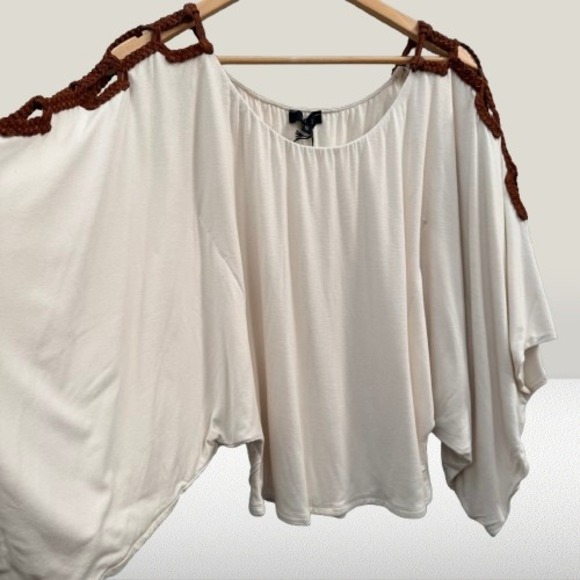 Sky Tops - NEW Sky Women Batwing Top Brown Crochet Cold Shoulder Cream Small